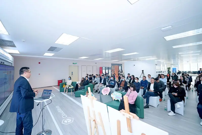 第83期:高层次人才交流会暨“周五红茶会”云端机器人与通用人工智能 - 第4张
